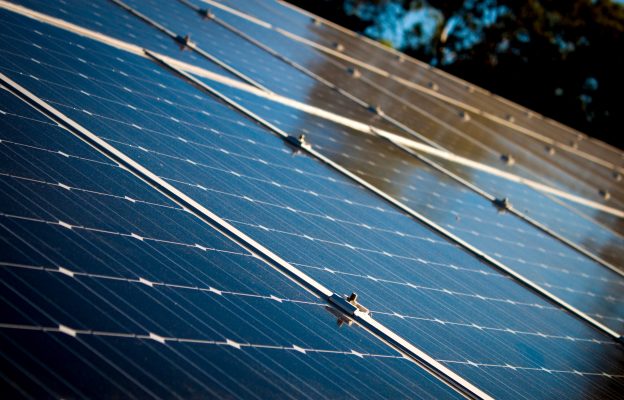 cut down electric bill with solar panels